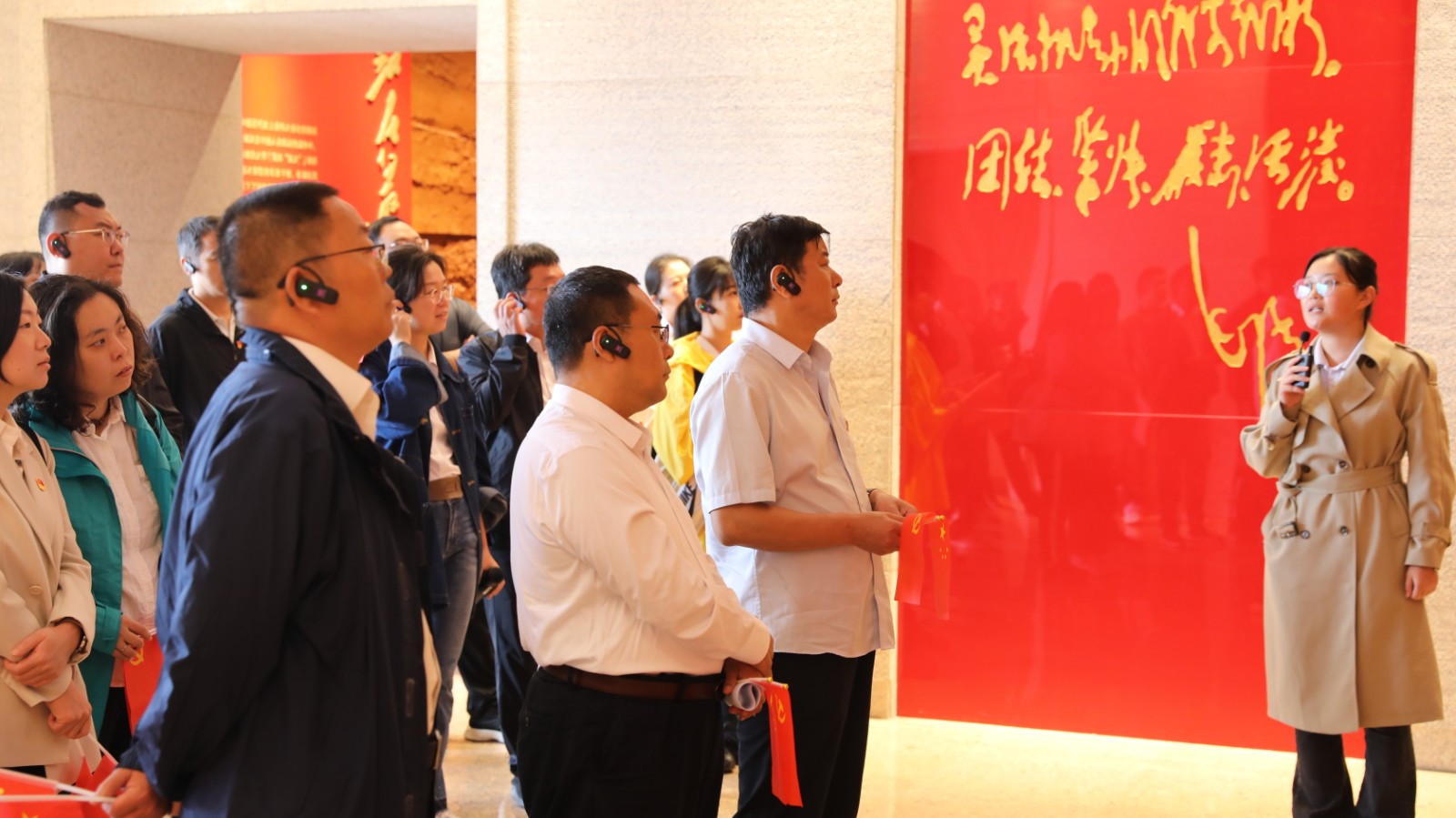 图片2.jpg 图片2.jpg