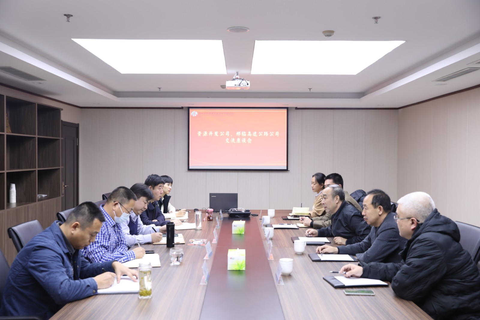 f205f38e6d92786f698c07329821dea.jpg f205f38e6d92786f698c07329821dea.jpg